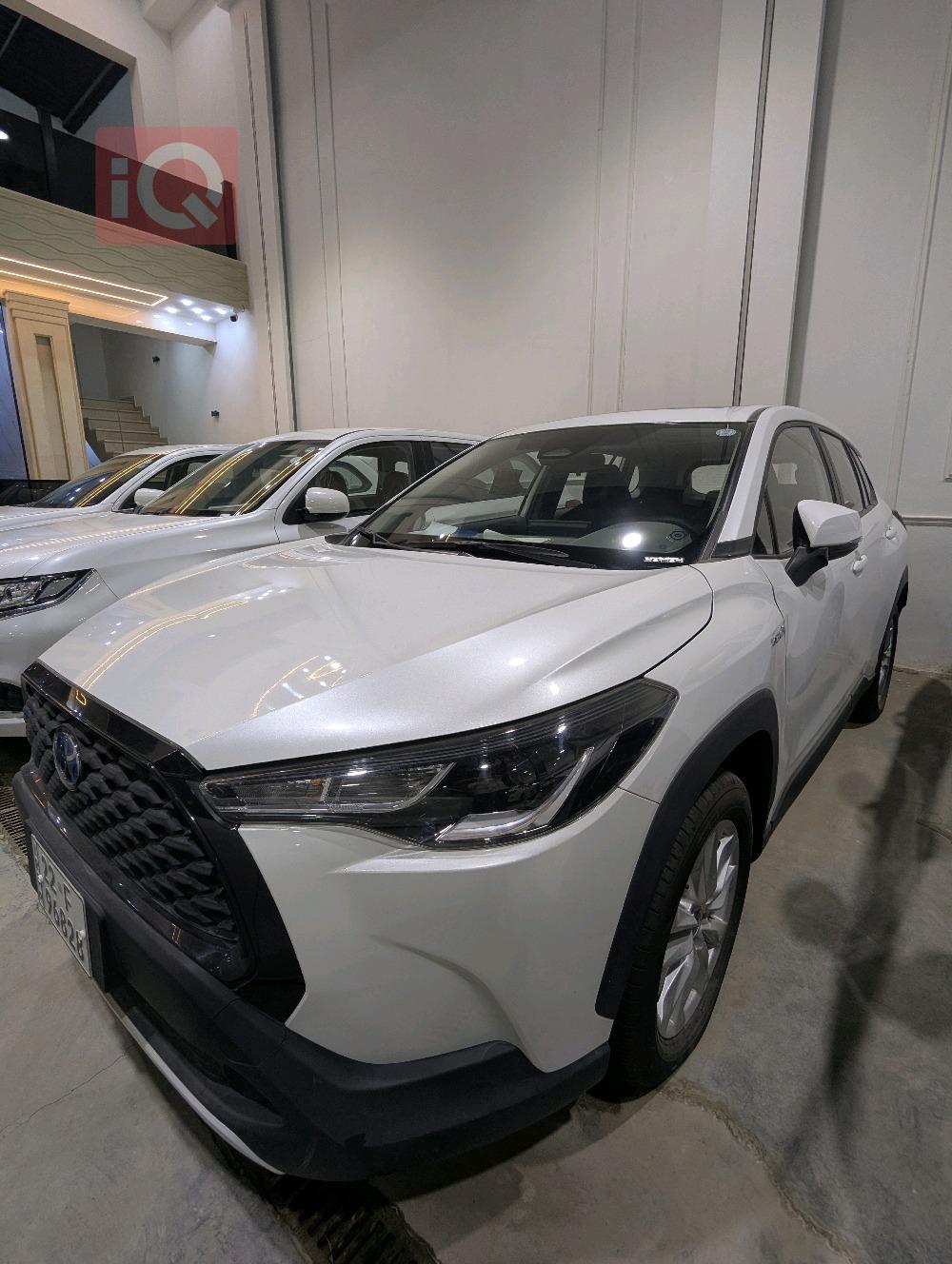 تۆیۆتا کۆرۆلا کرۆس